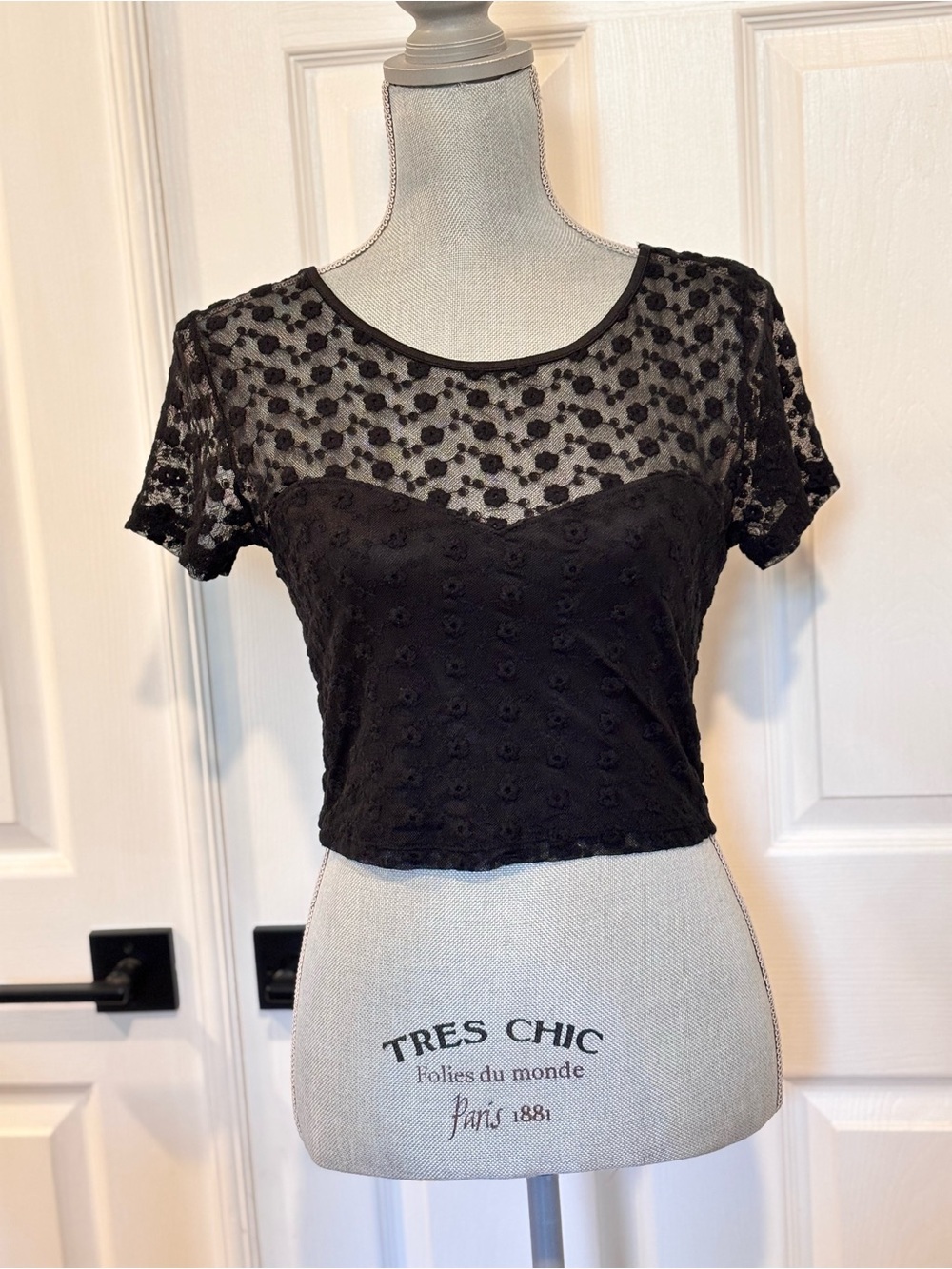 FOREVER‎ 21 Black Crop Top Size LARGE Coquette Aesthetic Y2K Whimsigoth Festival